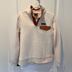 Patagonia women’s cotton quilt snap-T pullover